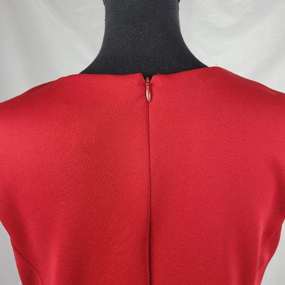 NWOT DRESSBARN COLLECTION RED high neck Sleevless Lace Color Blocking - Picture 5 of 8